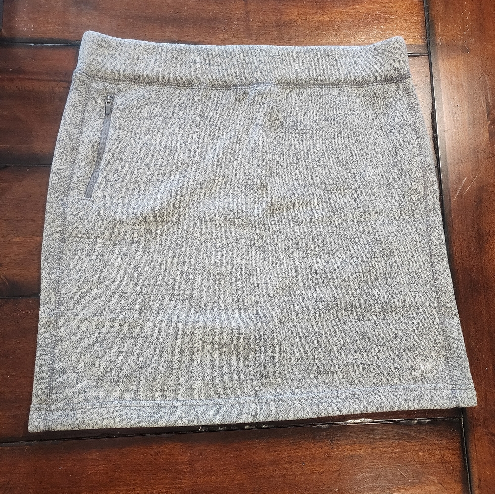 EUC Woolrich fleecy skirt with pockets L